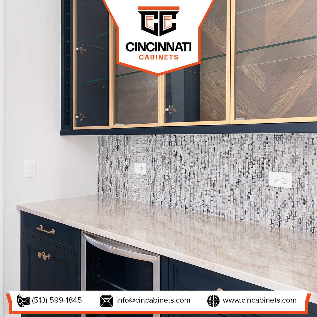 Efficiency Meets Elegance: Discover Cincinnati Cabinets’ Exceptional Butler’s Pantry Solutions!
