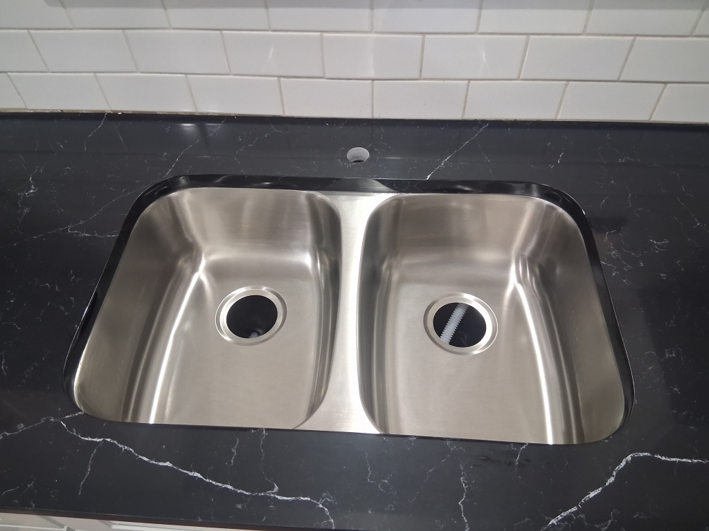 Kitchen Cabinets and Countertops